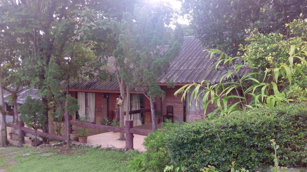 The Local Story Resort Ban Mon Talaeng Dış mekan fotoğraf